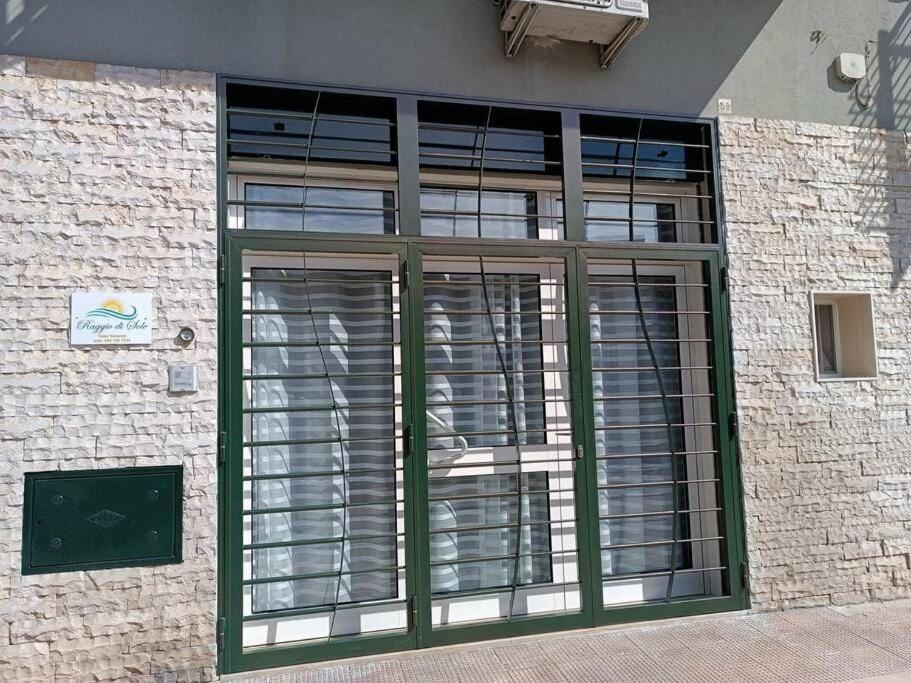 Casa Vacanza Raggio Di Sole Giovinazzo Buitenkant foto